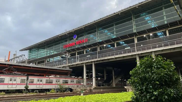 10 menit ke Stasiun Bekasi
